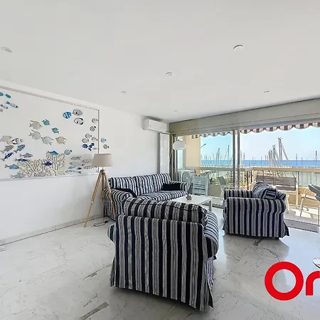 Moderne Avec Terrasse, Climatisé, Wifi, 2 Couchages à - Fr-1-647-50 Apartamento *