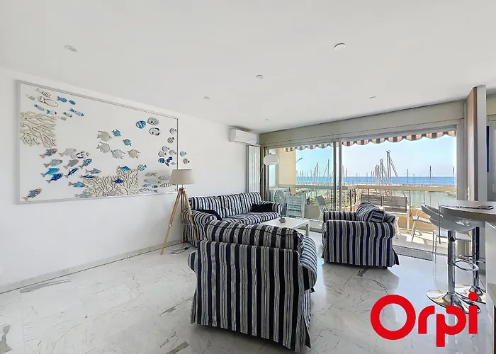 Moderne Avec Terrasse, Climatisé, Wifi, 2 Couchages à - Fr-1-647-50 Apartamento *